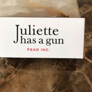 Juliette Has a Gun Pear Inc.1.7 ml